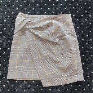 Aritzia Babaton Plaid Skirt